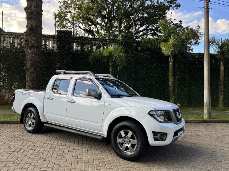 FRONTIER 2.5 SV ATTACK 4X2 CD TURBO ELETRONIC DIESEL 4P MANUAL - 2014 - CAXIAS DO SUL