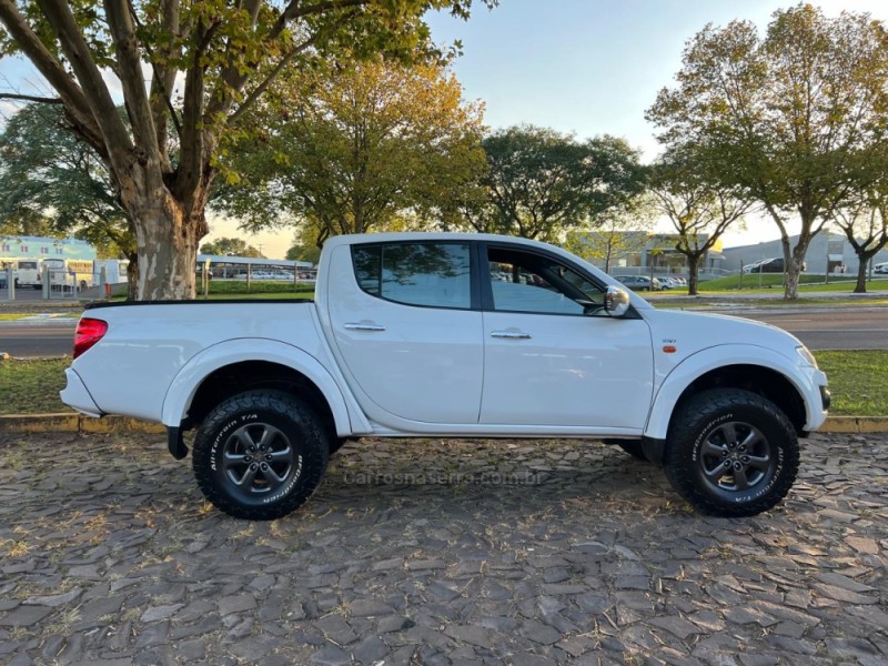 L200 TRITON 3.2 HPE 4X4 CD 16V TURBO INTERCOOLER DIESEL 4P MANUAL - 2012 - DOIS IRMãOS