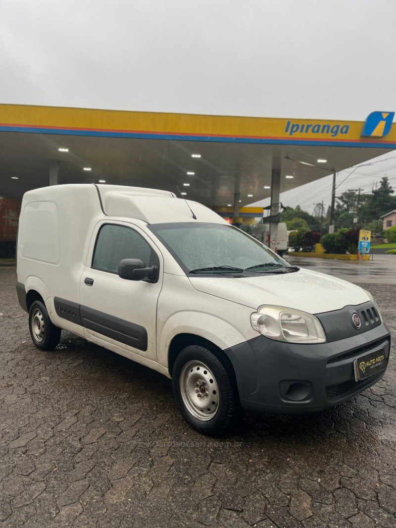 FIORINO 1.4 HARD WORKING FURGÃO EVO 8V FLEX 2P MANUAL - 2017 - IVOTI