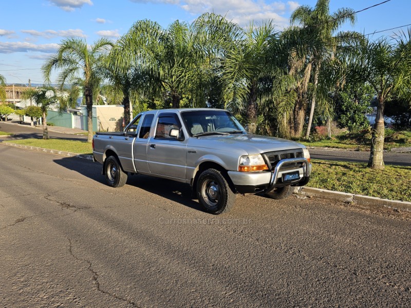 RANGER 2.5 SUPER CAB 4X2 CE 16V GASOLINA 4P MANUAL - 1999 - CAMPO BOM