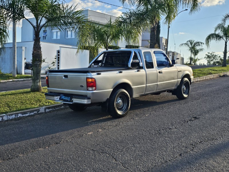 RANGER 2.5 SUPER CAB 4X2 CE 16V GASOLINA 4P MANUAL - 1999 - CAMPO BOM