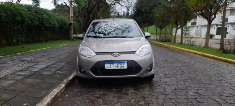 FIESTA 1.6 MPI CLASS 8V GASOLINA 4P MANUAL - 2013 - FARROUPILHA