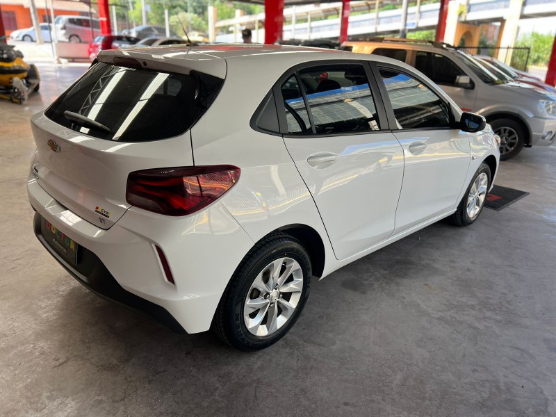 ONIX 1.0 LT 12V FLEX 5P AUTOMÁTICO - 2020 - SãO LEOPOLDO