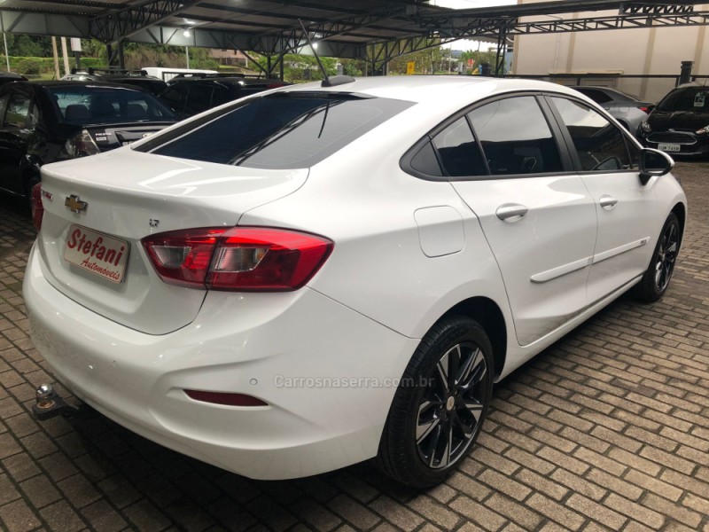 CRUZE 1.4 TURBO LT 16V FLEX 4P AUTOMÁTICO - 2022 - FELIZ