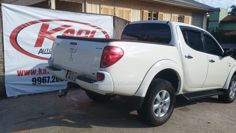 L200 TRITON 3.2 HPE 4X4 CD 16V TURBO INTERCOOLER DIESEL 4P AUTOMÁTICO - 2011 - CAXIAS DO SUL