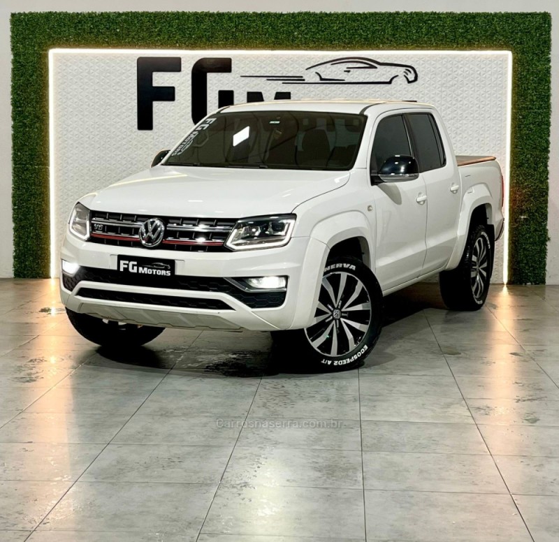 AMAROK 3.0 V6 TDI HIGHLINE CD DIESEL 4MOTION AUTOMÁTICO - 2019 - NOVO HAMBURGO