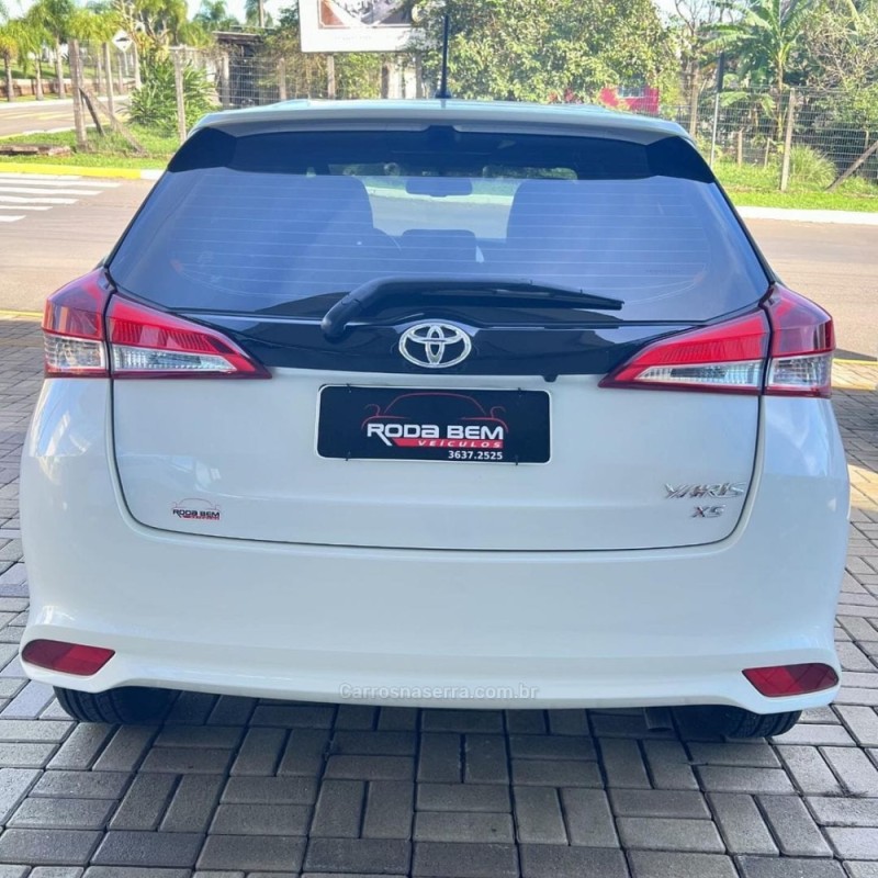 YARIS 1.5 XS CONNECT 16V FLEX 4P AUTOMÁTICO - 2021 - FELIZ