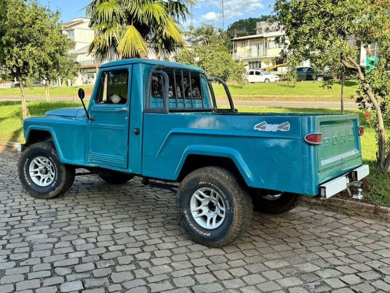 F-75 2.3 4X4 PICK-UP MANUAL