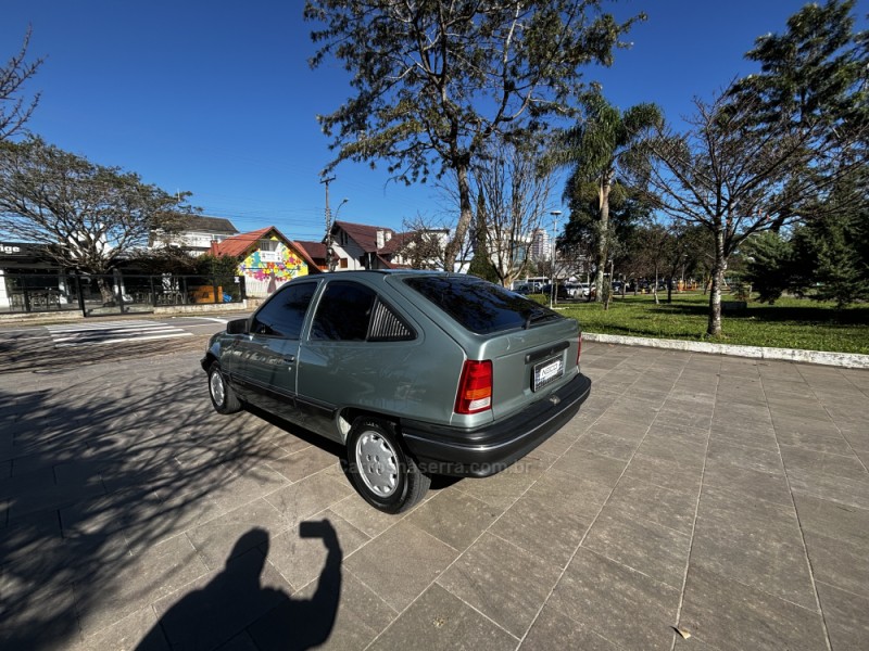 KADETT 1.8 EFI SL/E 8V GASOLINA 2P MANUAL - 1992 - BENTO GONçALVES