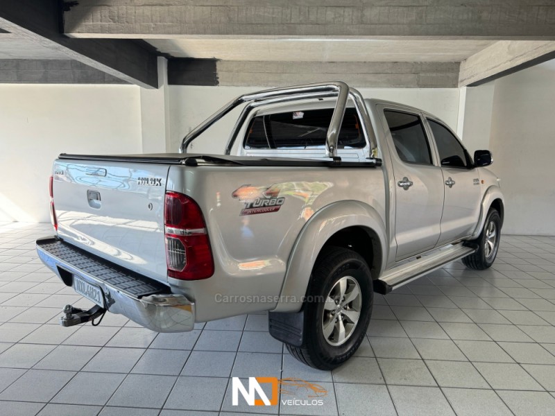 HILUX 2.5 4X4 CD 16V TURBO DIESEL 4P MANUAL - 2012 - CAXIAS DO SUL