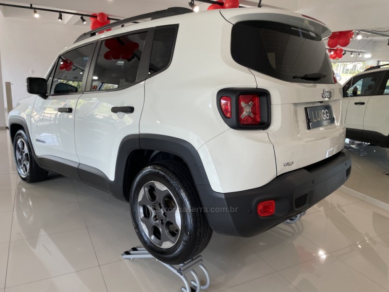 RENEGADE 1.8 16V FLEX 4P AUTOMÁTICO - 2016 - CARLOS BARBOSA