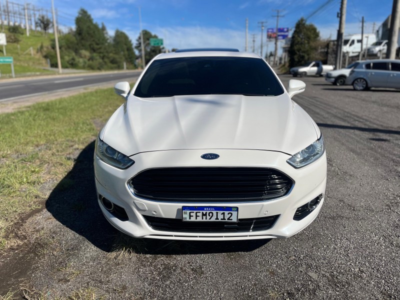 FUSION 2.0 TITANIUM AWD 16V GASOLINA 4P AUTOMÁTICO - 2016 - FARROUPILHA