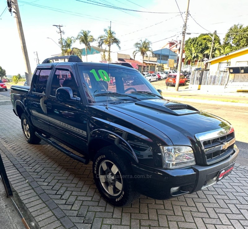 S10 2.8 EXECUTIVE 4X4 CD 12V TURBO ELECTRONIC INTERCOOLER DIESEL 4P MANUAL - 2010 - PAROBé