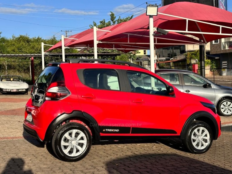 MOBI 1.0 TREKKING 8V FLEX 4P MANUAL - 2021 - TEUTôNIA