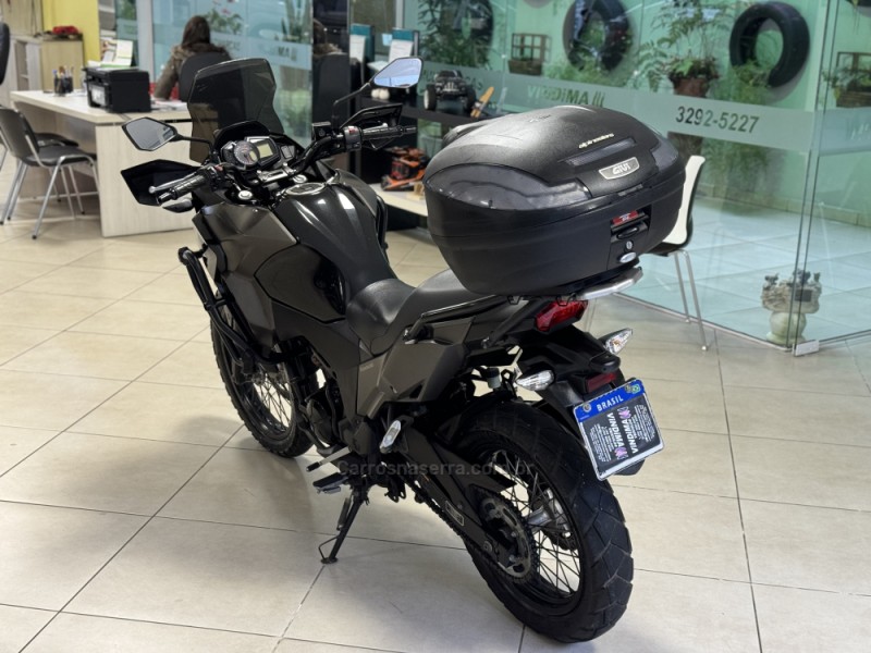 VERSYS 300  - 2018 - FLORES DA CUNHA