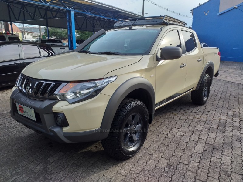 l200 triton 2.4 gls savana 4x4 diesel 4p automatico 2023 caxias do sul