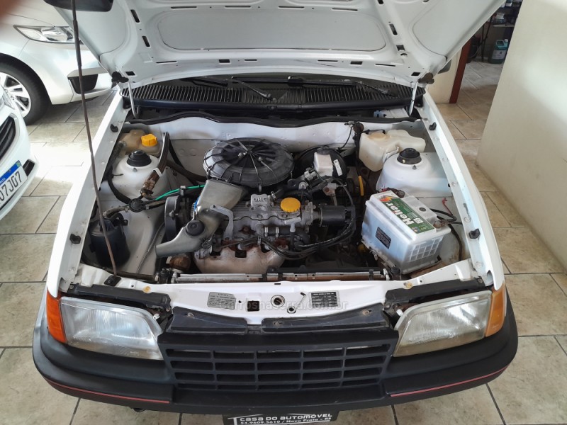 KADETT 2.0 EFI GL 8V GASOLINA 2P MANUAL - 1995 - NOVA PRATA