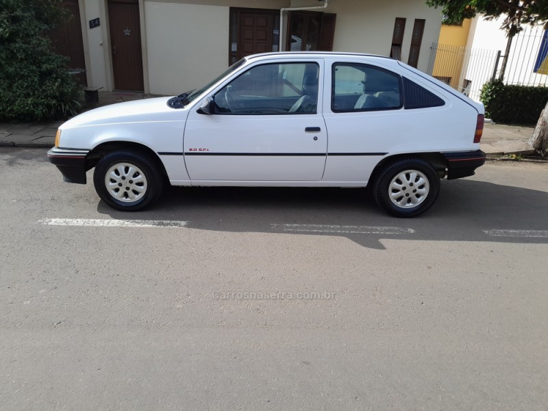 KADETT 2.0 EFI GL 8V GASOLINA 2P MANUAL - 1995 - NOVA PRATA