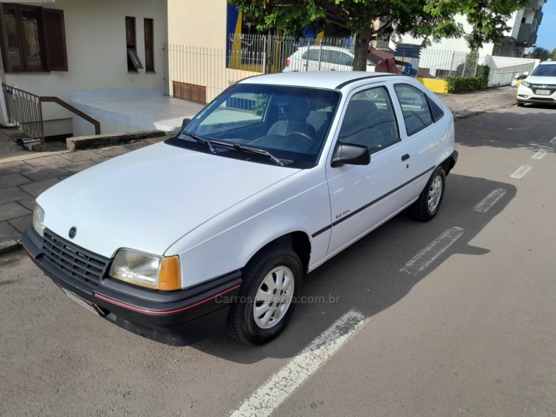 KADETT 2.0 EFI GL 8V GASOLINA 2P MANUAL - 1995 - NOVA PRATA