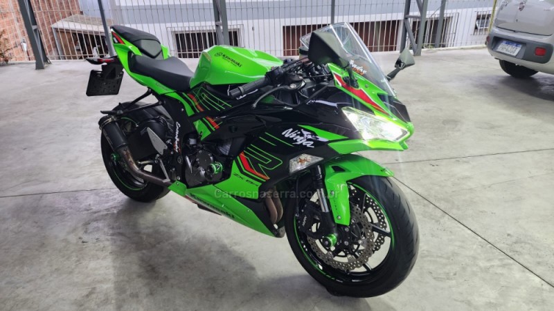 NINJA ZX-6R 636  - 2023 - CAXIAS DO SUL