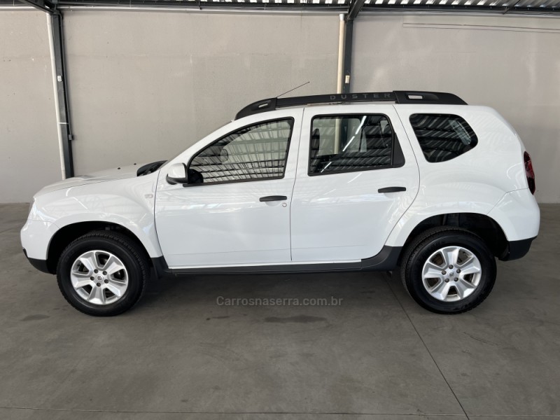 DUSTER 1.6 EXPRESSION 4X2 16V FLEX 4P MANUAL - 2017 - CAXIAS DO SUL