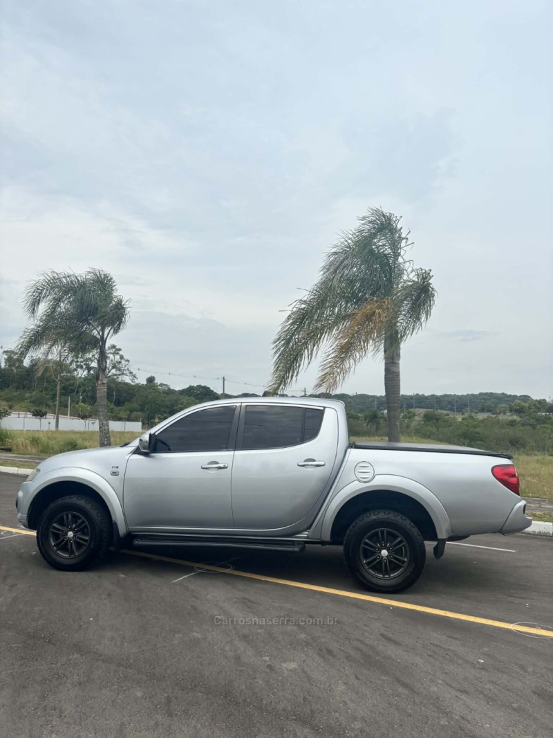 L200 TRITON 3.5 HPE 4X4 CD V6 24V FLEX 4P AUTOMÁTICO - 2015 - CARLOS BARBOSA