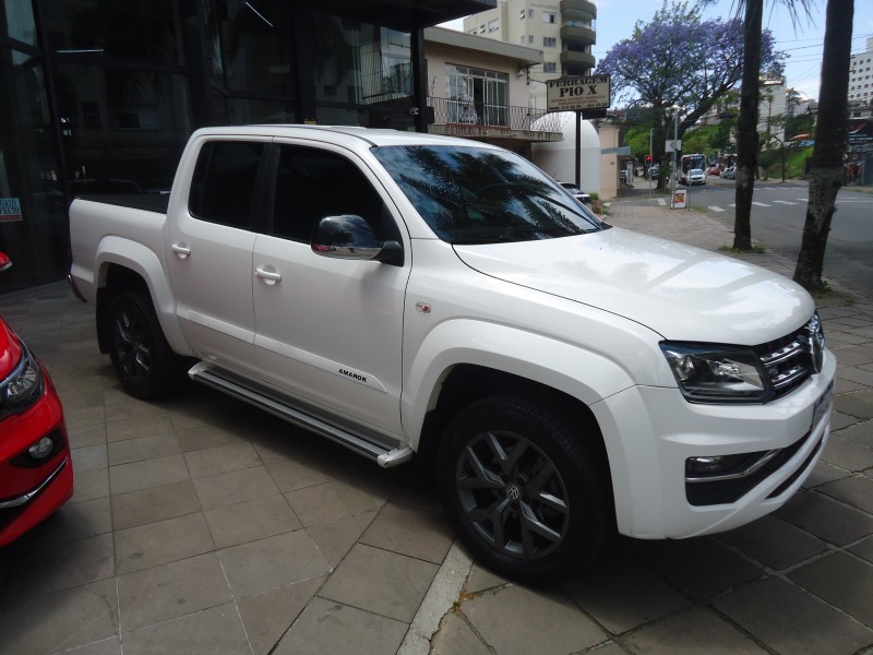 AMAROK 3.0 V6 TDI HIGHLINE CD DIESEL 4MOTION AUTOMÁTICO - 2020 - CAXIAS DO SUL