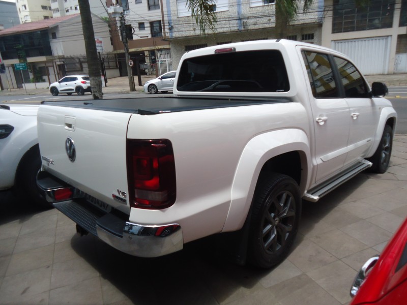 AMAROK 3.0 V6 TDI HIGHLINE CD DIESEL 4MOTION AUTOMÁTICO - 2020 - CAXIAS DO SUL