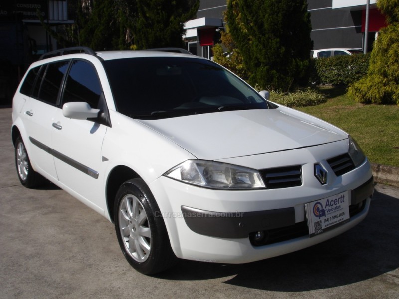 MÉGANE 1.6 DYNAMIQUE GRAND TOUR 16V FLEX 4P MANUAL - 2012 - CAXIAS DO SUL