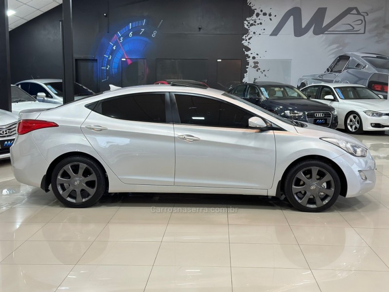 ELANTRA 1.8 GLS 16V GASOLINA 4P AUTOMÁTICO - 2013 - ESTâNCIA VELHA