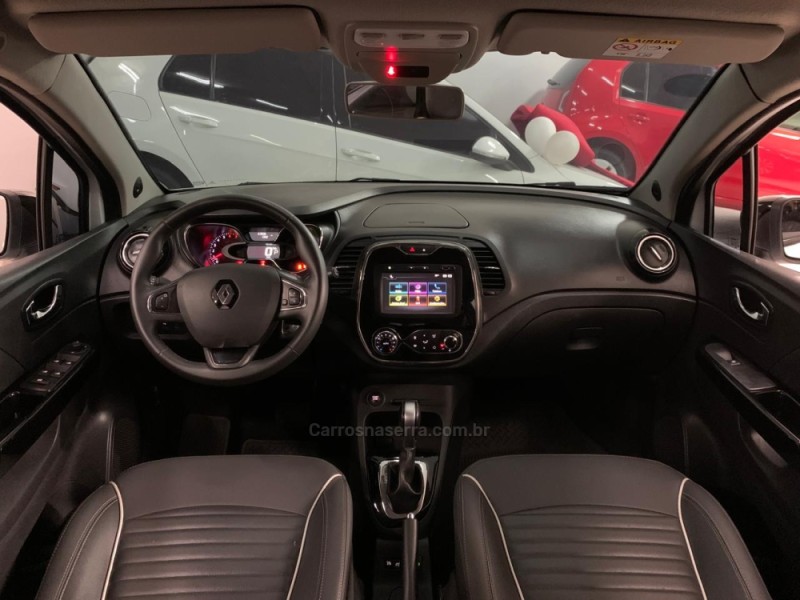 CAPTUR 1.6 16V FLEX INTENSE AUTOMÁTICO - 2019 - PASSO FUNDO