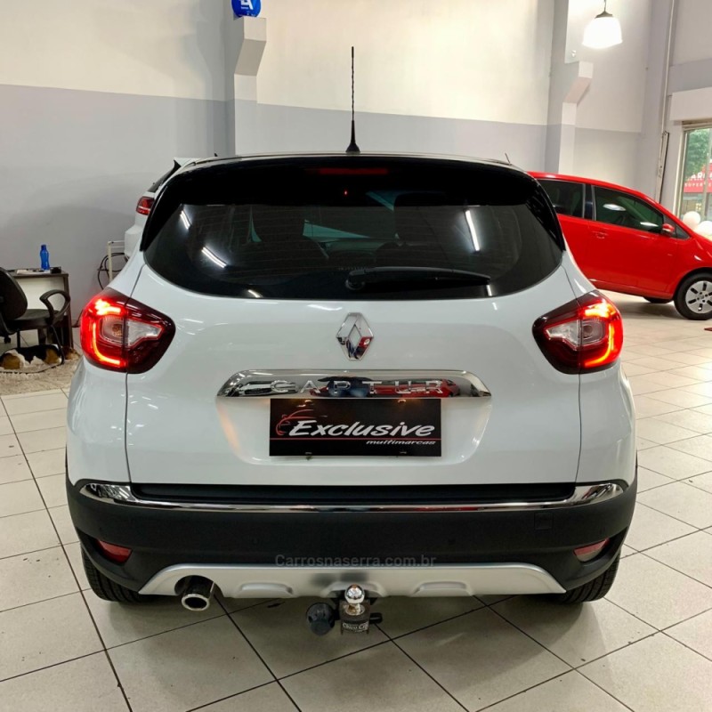 CAPTUR 1.6 16V FLEX INTENSE AUTOMÁTICO - 2019 - PASSO FUNDO