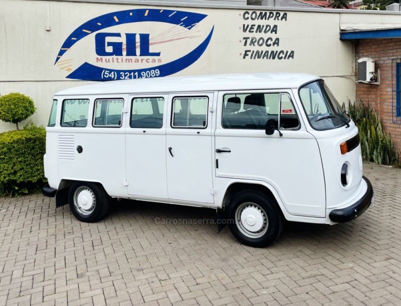 KOMBI 1.6 MI STD LOTAÇÃO 8V GASOLINA 3P MANUAL - 1995 - CAXIAS DO SUL