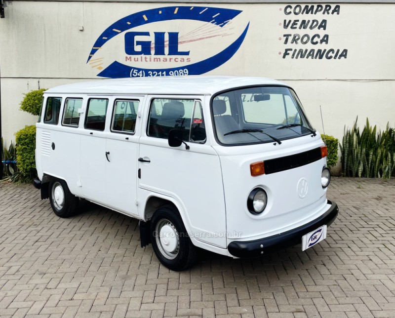 KOMBI 1.6 MI STD LOTAÇÃO 8V GASOLINA 3P MANUAL - 1995 - CAXIAS DO SUL