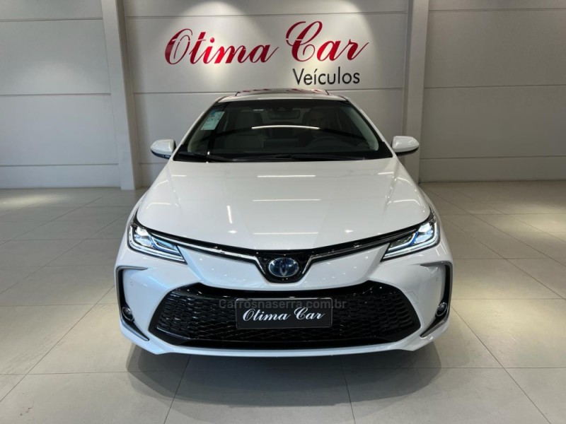 COROLLA 1.8 ALTIS PREMIUM 16V HÍBRIDO 4P AUTOMÁTICO - 2024 - FLORES DA CUNHA