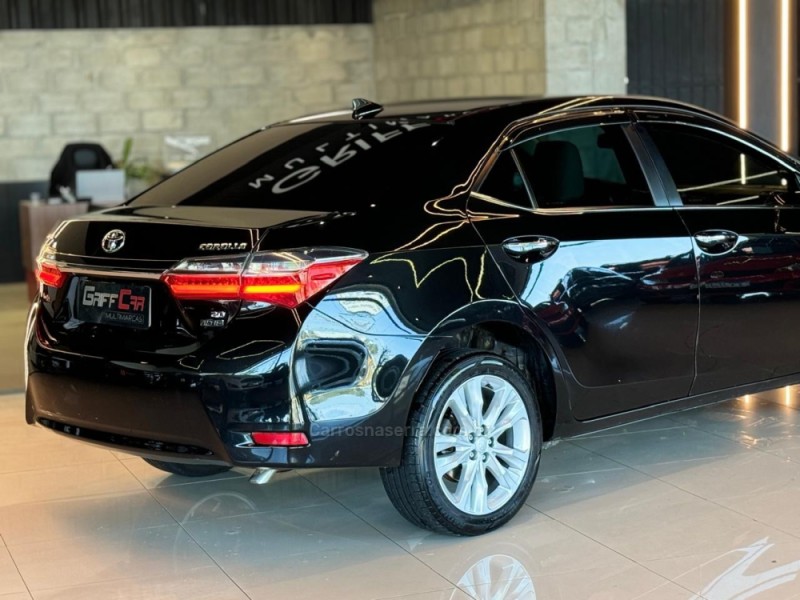 COROLLA 2.0 ALTIS PREMIUM 16V FLEX 4P AUTOMÁTICO - 2018 - DOIS IRMãOS