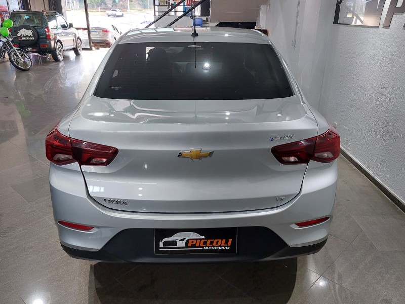 ONIX 1.0	LT PLUS 8V TURBO FLEX 4P AUTOMÁTICO - 2022 - CAXIAS DO SUL