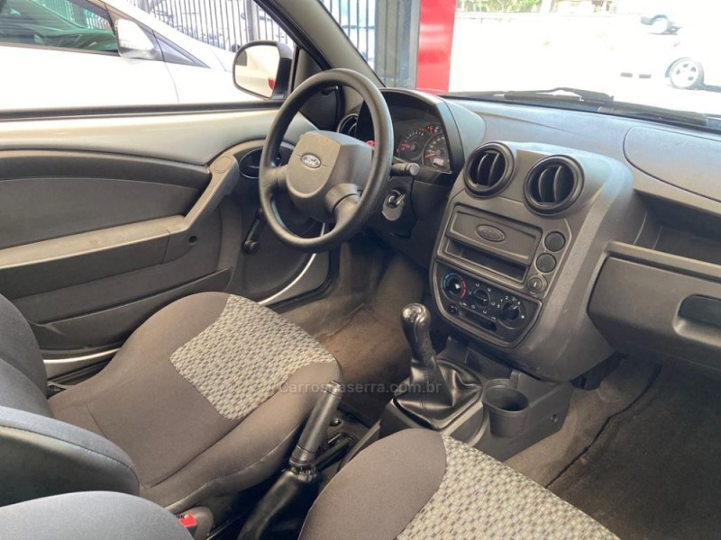 KA 1.0 MPI CLASS 8V FLEX 2P MANUAL - 2013 - ESTâNCIA VELHA