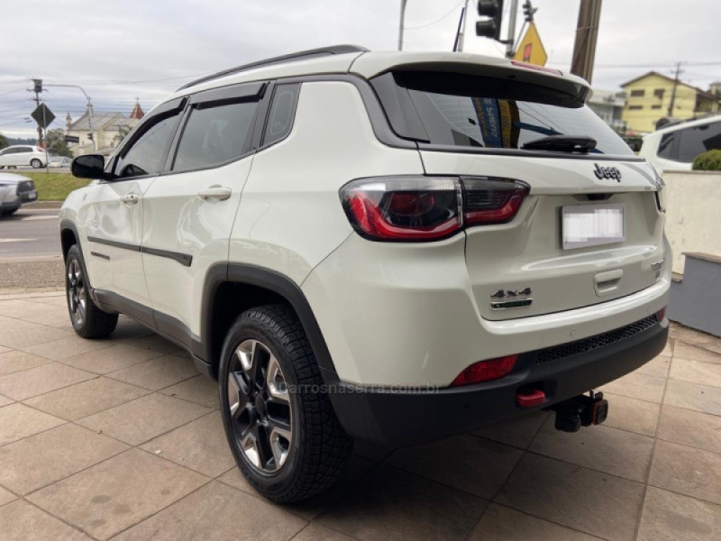 COMPASS 2.0 16V DIESEL TRAILHAWK 4X4 AUTOMÁTICO - 2017 - BENTO GONçALVES