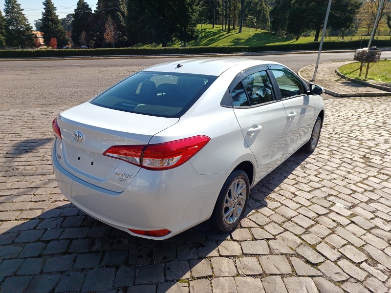 YARIS 1.5 XS SEDAN 16V FLEX 4P AUTOMÁTICO - 2025 - FLORES DA CUNHA