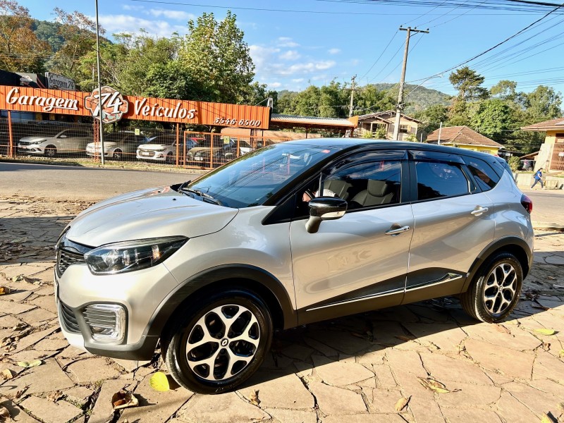 CAPTUR 1.6 16V FLEX INTENSE AUTOMÁTICO