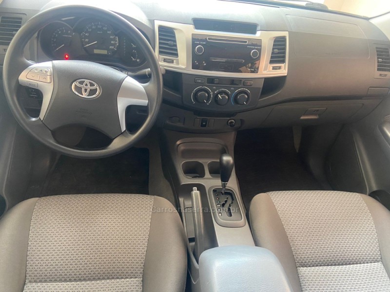 HILUX 2.7 SR 4X2 CD 16V GASOLINA 4P AUTOMÁTICO - 2015 - CANELA