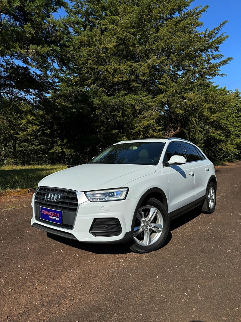 Q3 2.0 TFSI AMBIENTE QUATTRO 4P GASOLINA S TRONIC