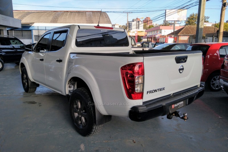 FRONTIER 2.3 S 16V 4X4 CD TURBO DIESEL 4P MANUAL - 2019 - CAXIAS DO SUL