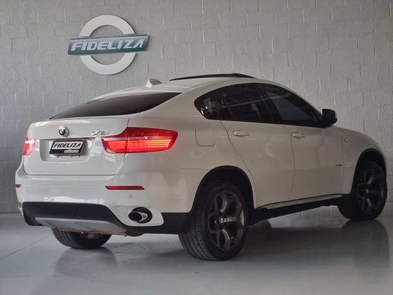 X6 3.0 35I 4X4 COUPÉ 6 CILINDROS 24V GASOLINA 4P AUTOMÁTICO - 2011 - FARROUPILHA