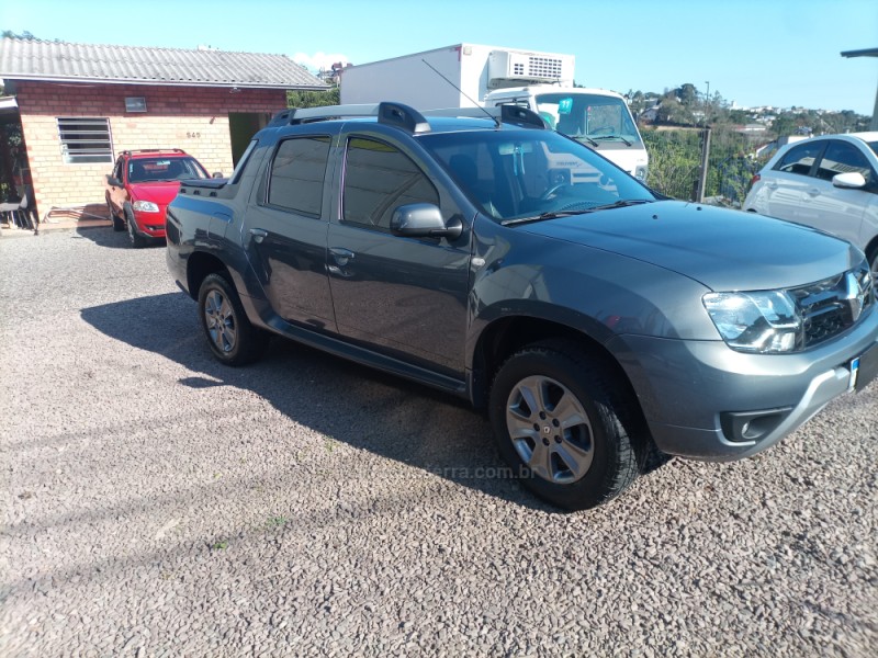 OROCH 1.6 16V DYNAMIQUE FLEX 4P MANUAL - 2019 - FARROUPILHA