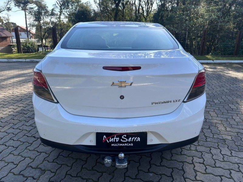 PRISMA 1.4 MPFI LTZ 8V FLEX 4P MANUAL - 2016 - CANELA