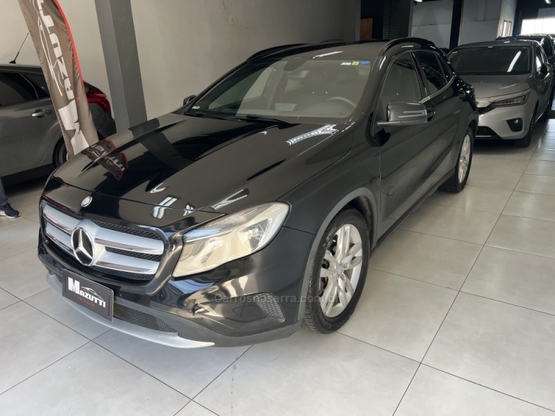 GLA 200 1.6 CGI STYLE 16V TURBO GASOLINA 4P AUTOMÁTICO - 2015 - BENTO GONçALVES