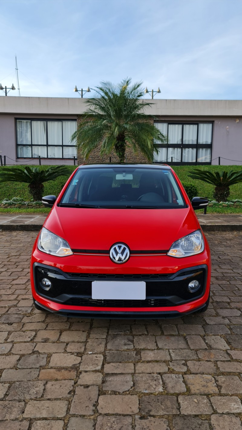 UP 1.0 TSI MOVE UP 12V FLEX 4P MANUAL - 2018 - LAGOA VERMELHA