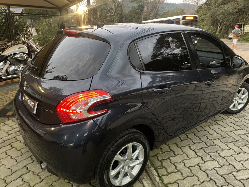 208 1.5 ALLURE 8V FLEX 4P MANUAL - 2016 - NOVA PETRóPOLIS